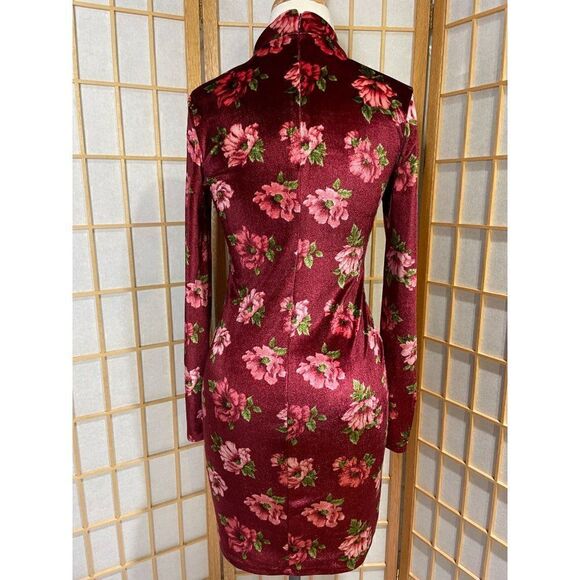 Forever 21 S Crushed Velvet Floral Dress - Picture 2 of 13